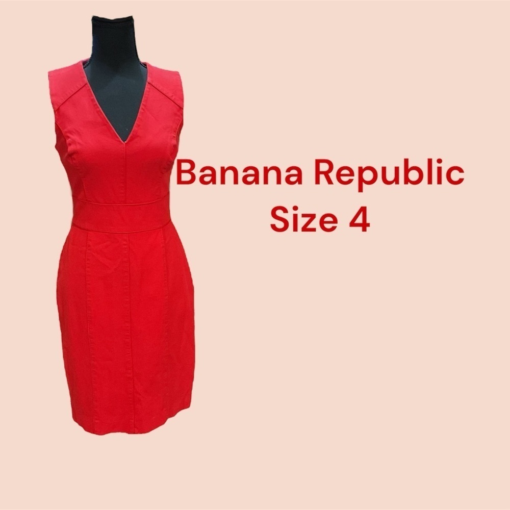 RED SLEEVELESS DRESS BY BANANA REPUBLIC SIZE 4 GENTLY WORN